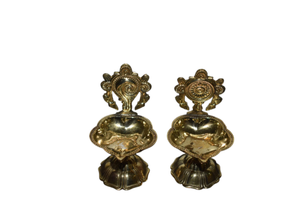 Shanku Chakra Deeparadhana kundi Pair in Brass 2inch