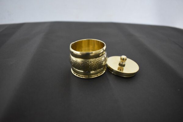 Kumkuma barina in Brass
