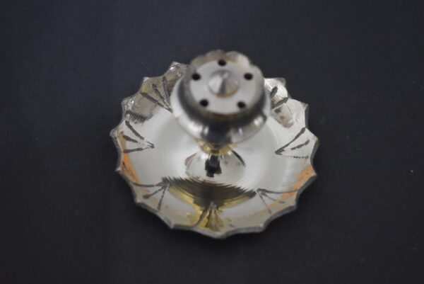 Agarbatti stand in Brass flower design